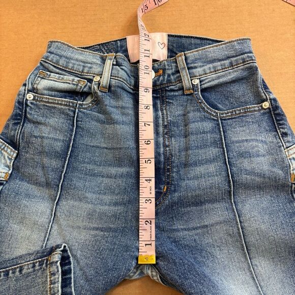 REVICE Venus Crop Star Two Tone Stretch Taper
Jeans size 27 - Picture 12 of 12